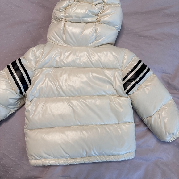 Moncler white down jacket - authentic - Picture 2 of 3